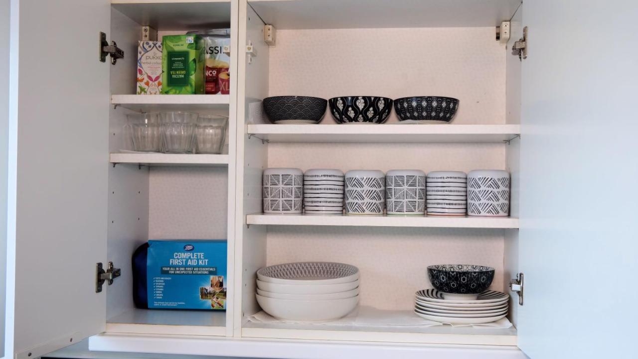 Milton Keynes Luxury Short Stay House With Wifi And Free Parking Wolverton  Eksteriør bilde